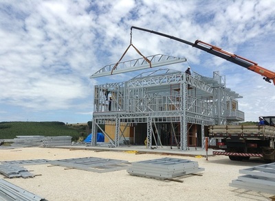 在農(nóng)村洪澇災(zāi)害面前,裝配式鋼結(jié)構(gòu)房屋展現(xiàn)實(shí)力